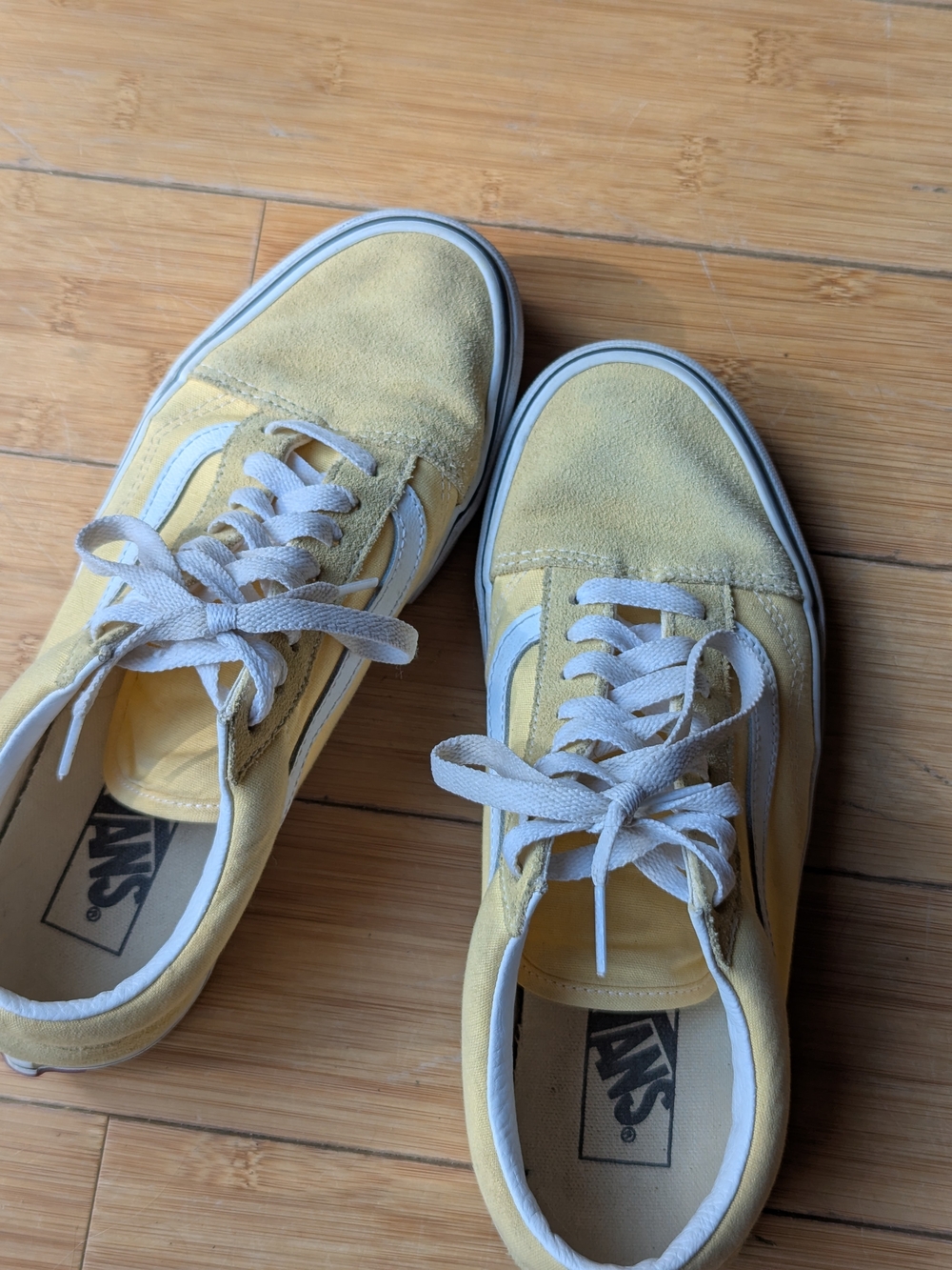 Vans Old Skool Low Top Sneakers - Yellow